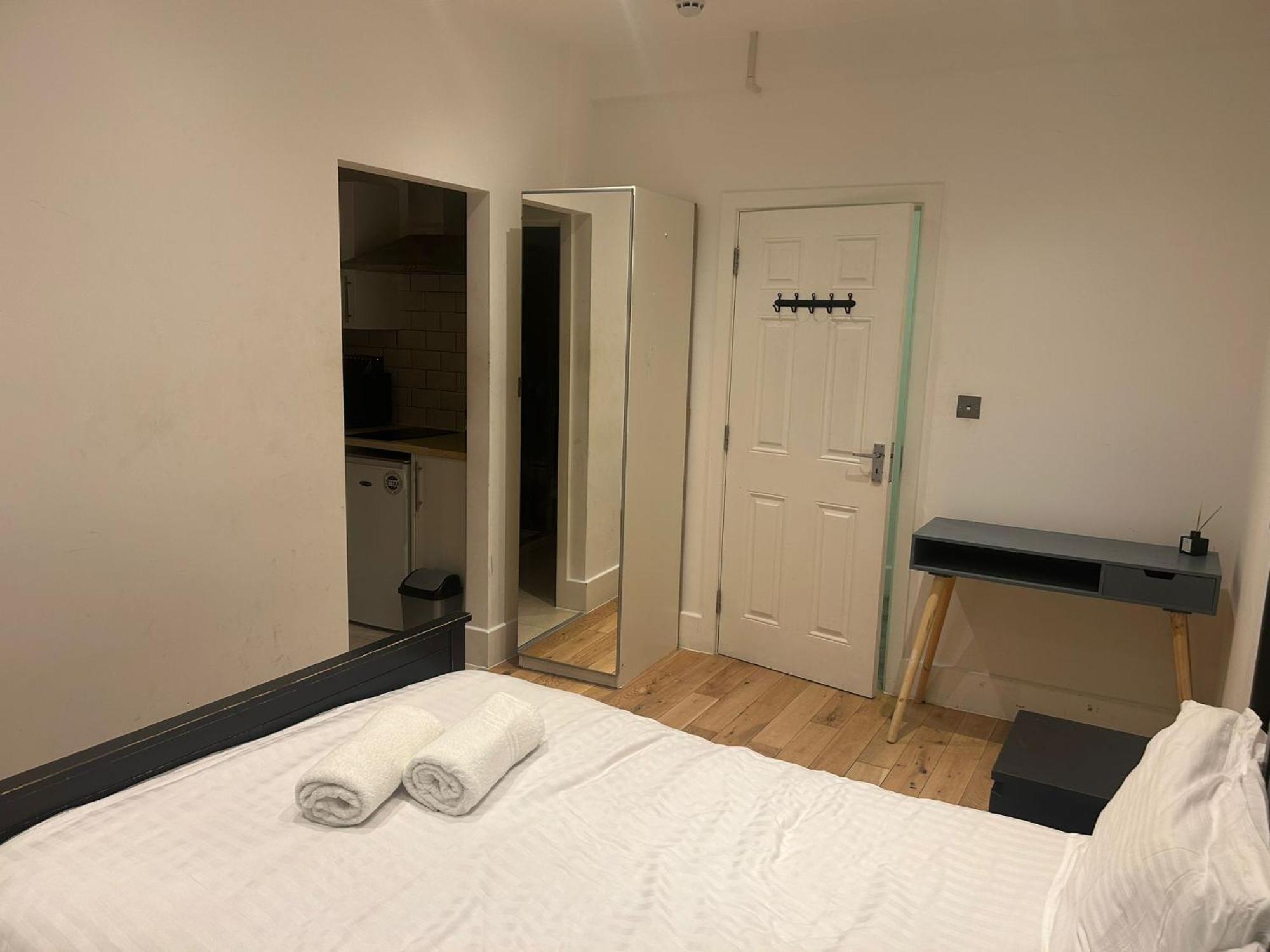 Hyde Park Apartment